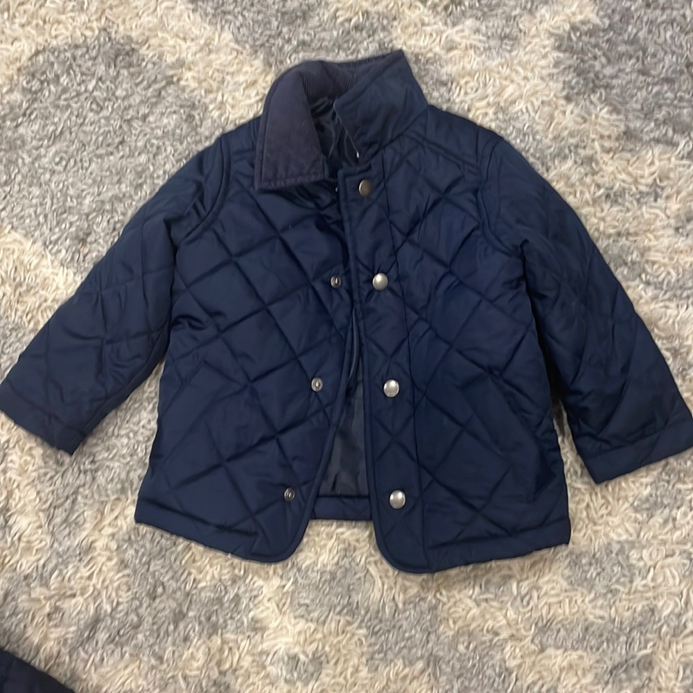 Navy 2T snap jacket like new!